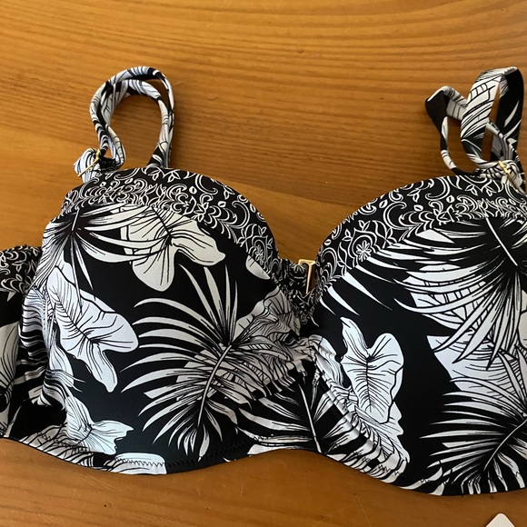 NWT La Vie En Rose Swim Suit Bikini - Picture 9 of 11